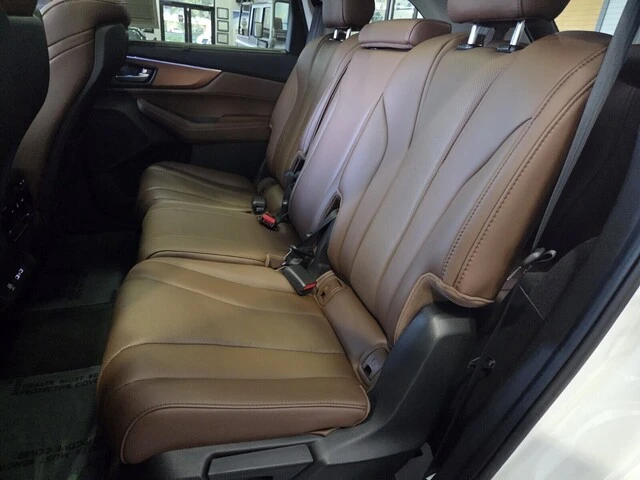 2024 Acura MDX 4th Gen - Image 16 of 21