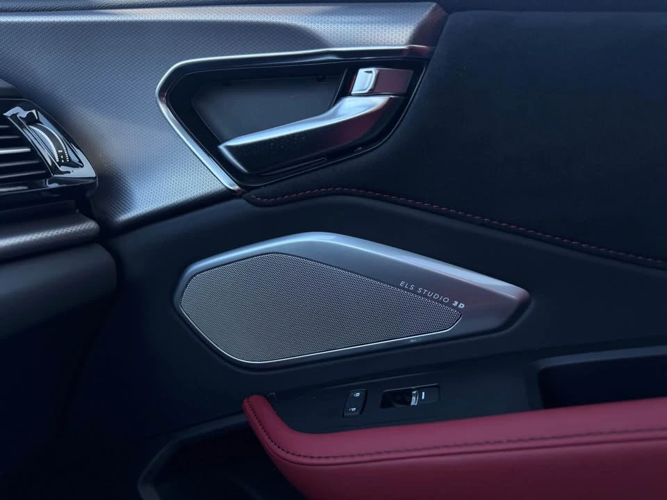 2024 Acura RDX 3rd Gen - Image 13 of 16