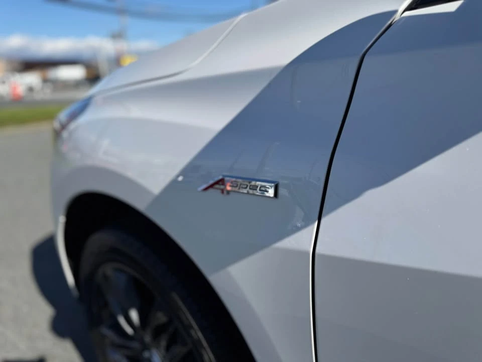 2024 Acura RDX 3rd Gen - Image 4 of 16