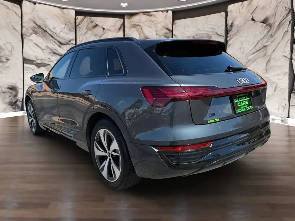 2024 Audi Q8 e-tron - Image 6 of 20