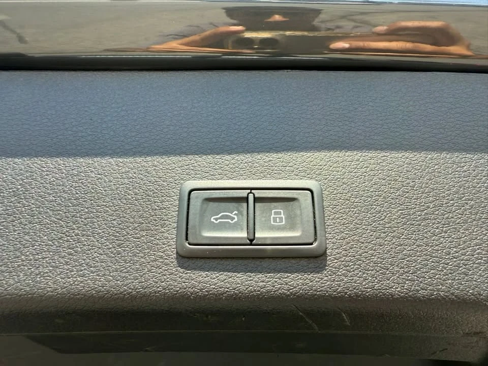 2024 Audi Q8 e-tron - Image 5 of 20