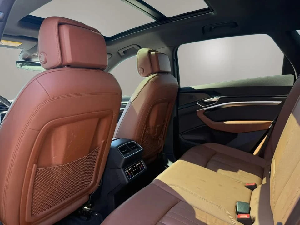 2024 Audi Q8 e-tron - Image 18 of 20