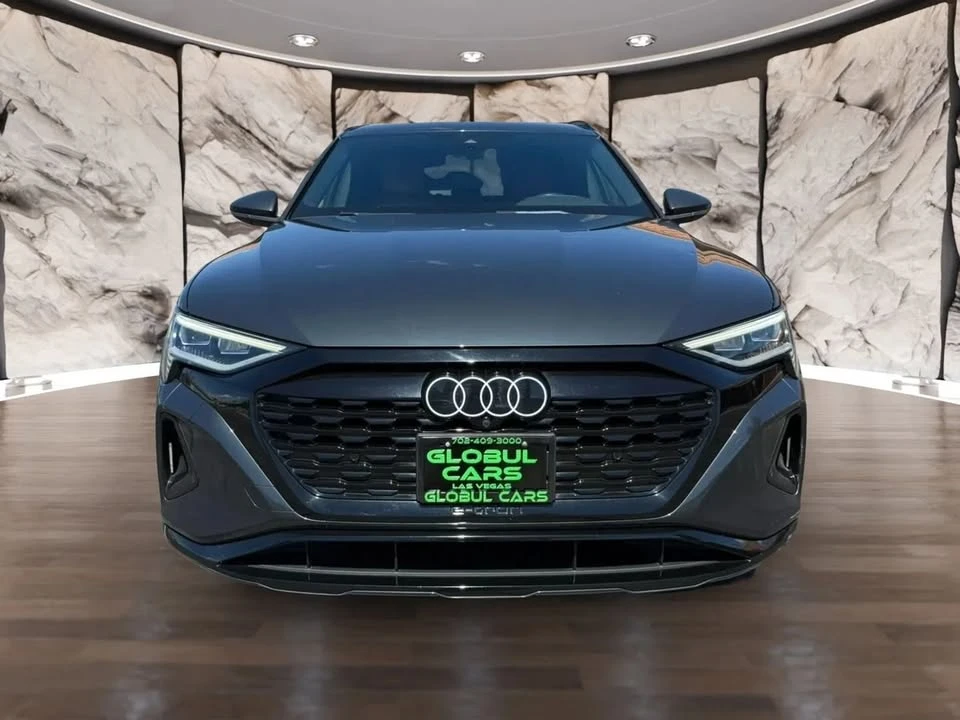 2024 Audi Q8 e-tron - Image 2 of 20