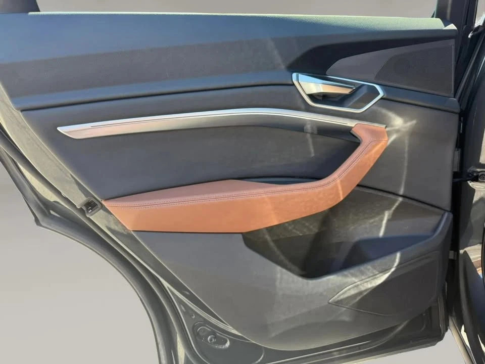 2024 Audi Q8 e-tron - Image 19 of 20
