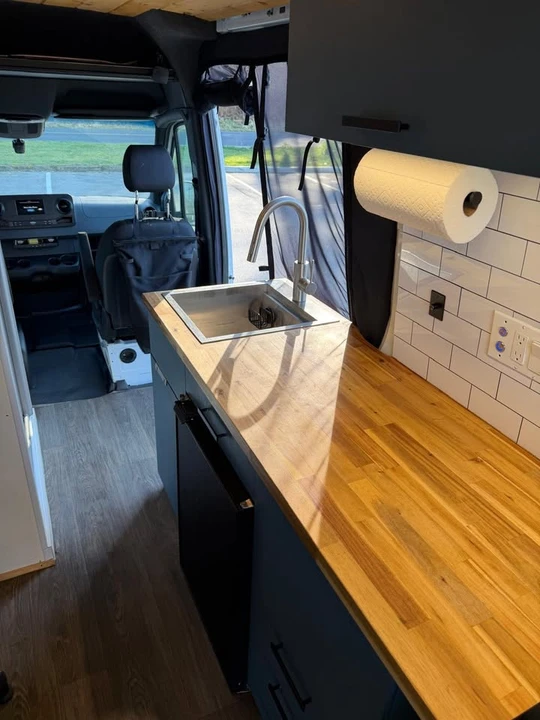 2024 Mercedes-Benz VS30 Sprinter - Image 13 of 20