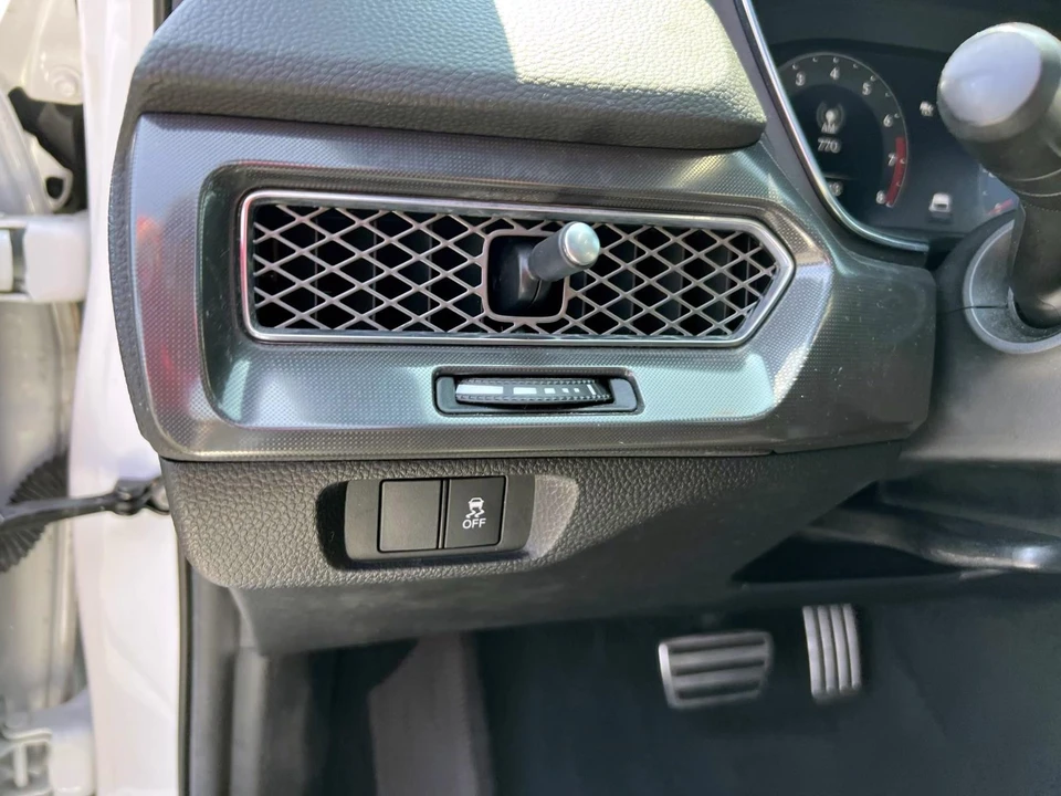 2024 Acura Integra 5th Gen - Image 13 of 21