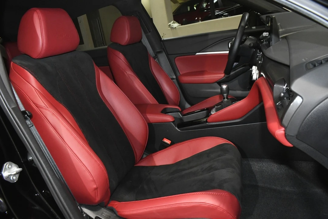 2024 Acura Integra Type S 5th Gen - Image 8 of 12