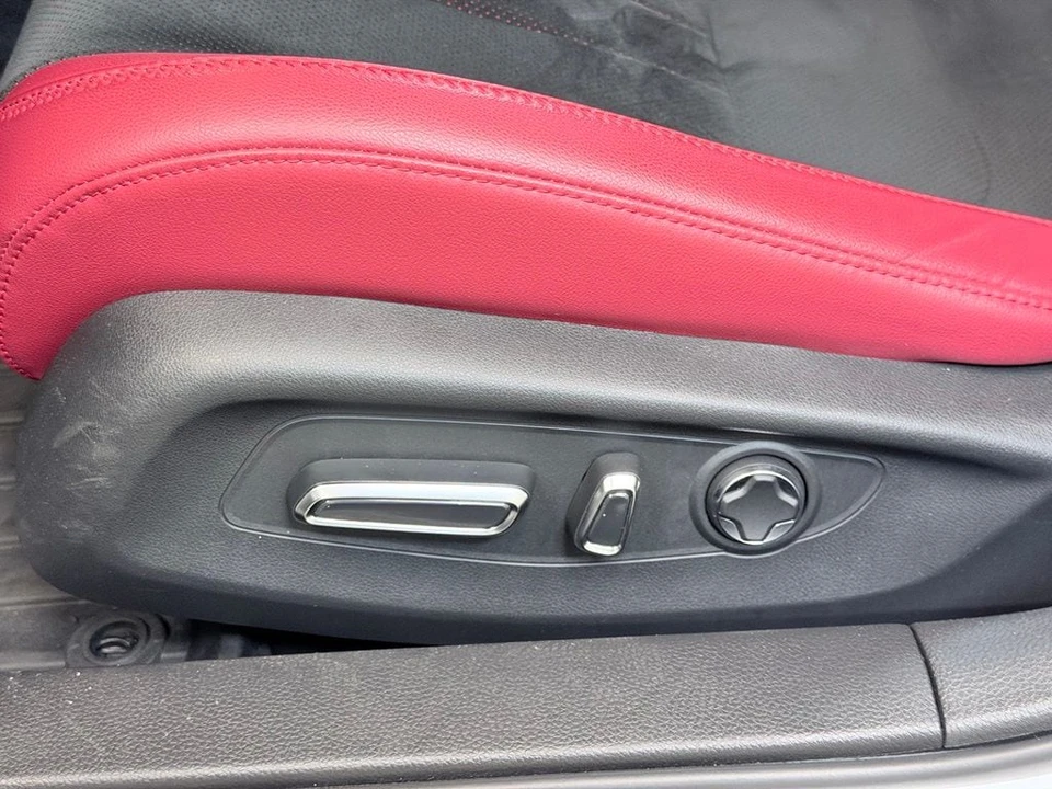 2024 Acura Integra Type S 5th Gen - Image 16 of 31