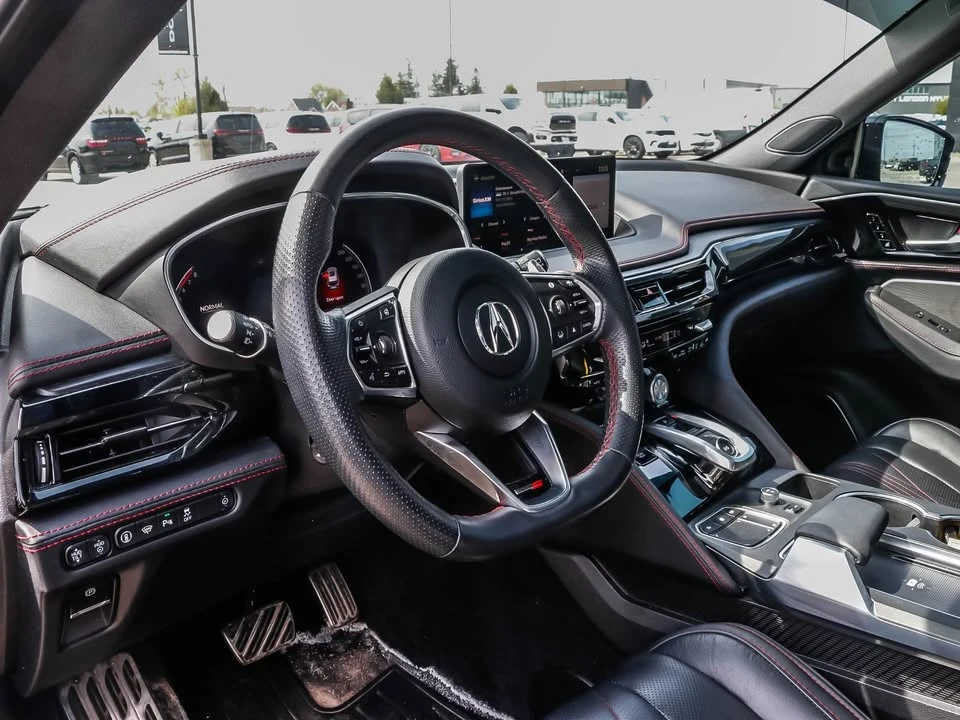 2024 Acura MDX 4th Gen - Image 11 of 16
