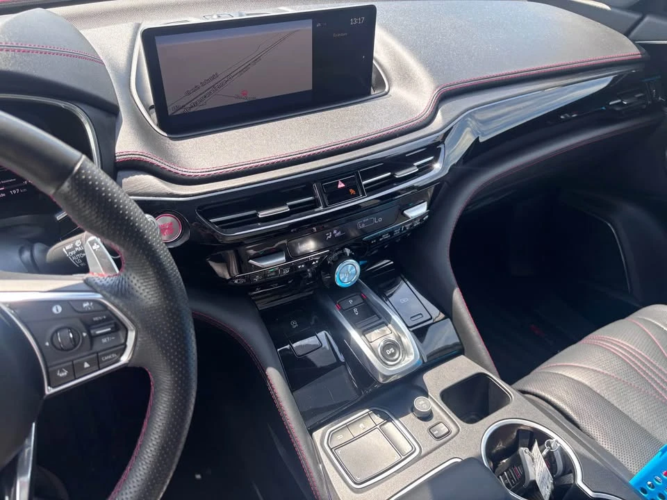 2024 Acura MDX 4th Gen - Image 10 of 12