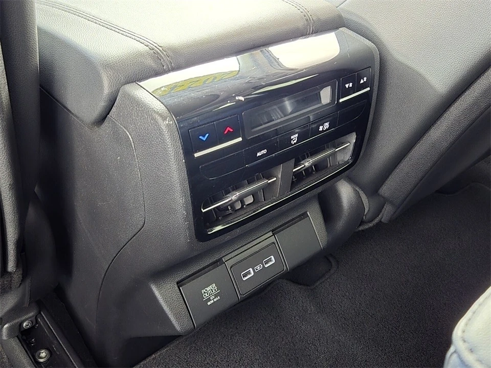 2024 Acura MDX 4th Gen - Image 10 of 21