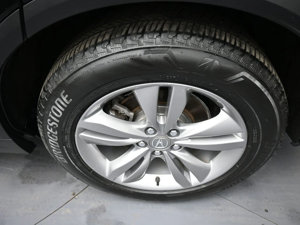 2024 Acura MDX 4th Gen - Image 15 of 21