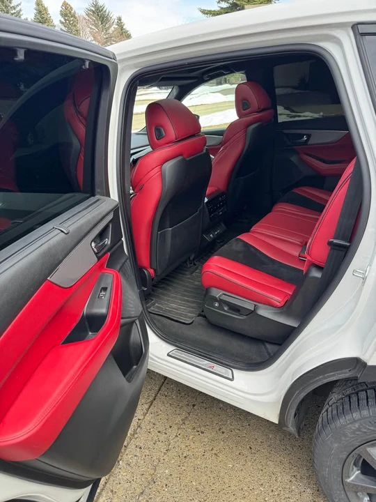 2024 Acura MDX 4th Gen - Image 6 of 10