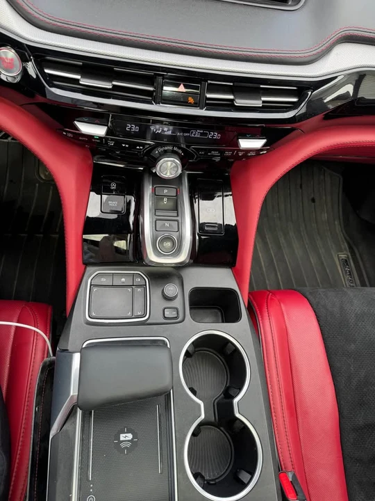 2024 Acura MDX 4th Gen - Image 9 of 10