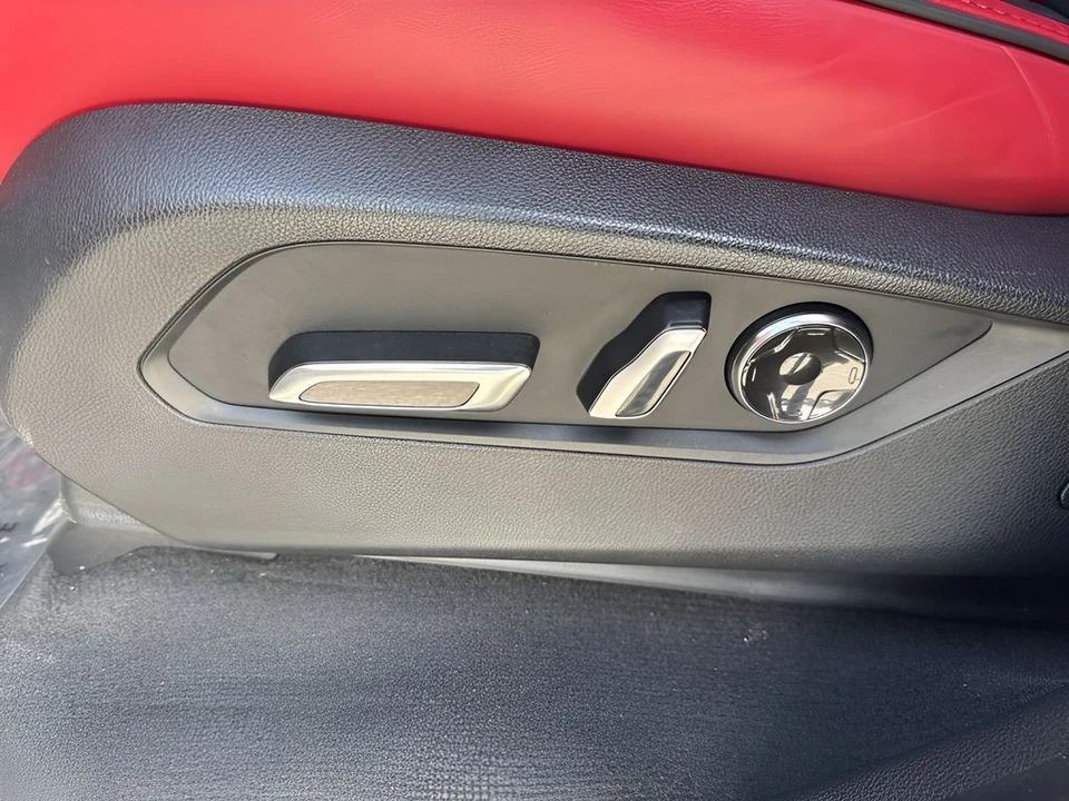 2024 Acura MDX 4th Gen - Image 10 of 21