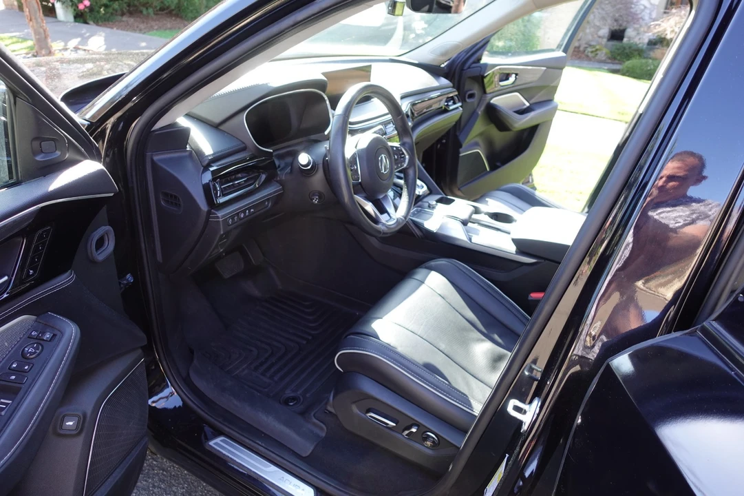 2024 Acura MDX 4th Gen - Image 9 of 21