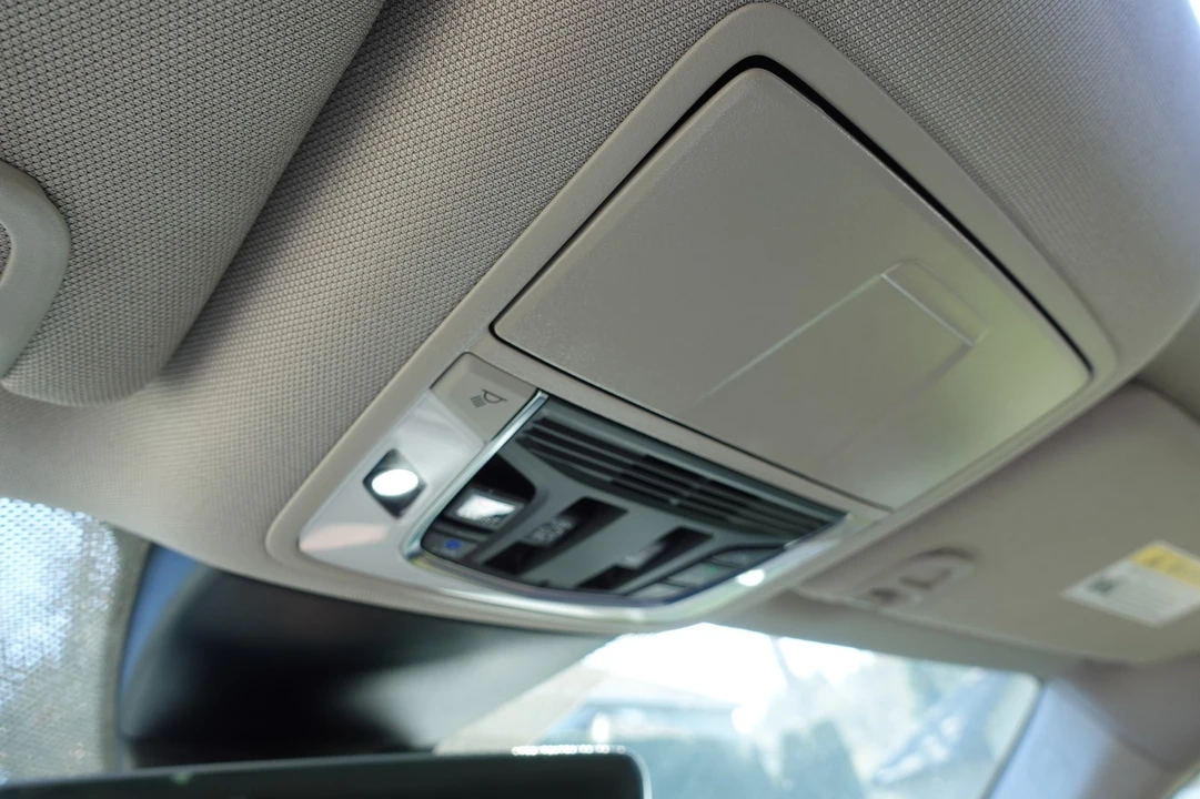 2024 Acura MDX 4th Gen - Image 20 of 21