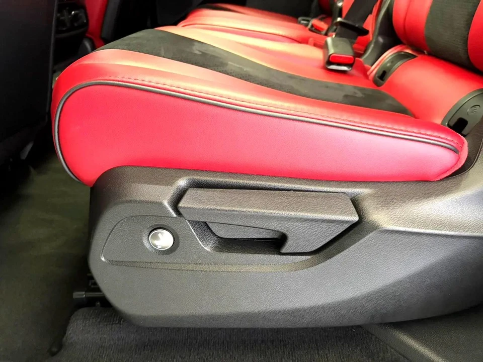 2024 Acura MDX 4th Gen - Image 16 of 21