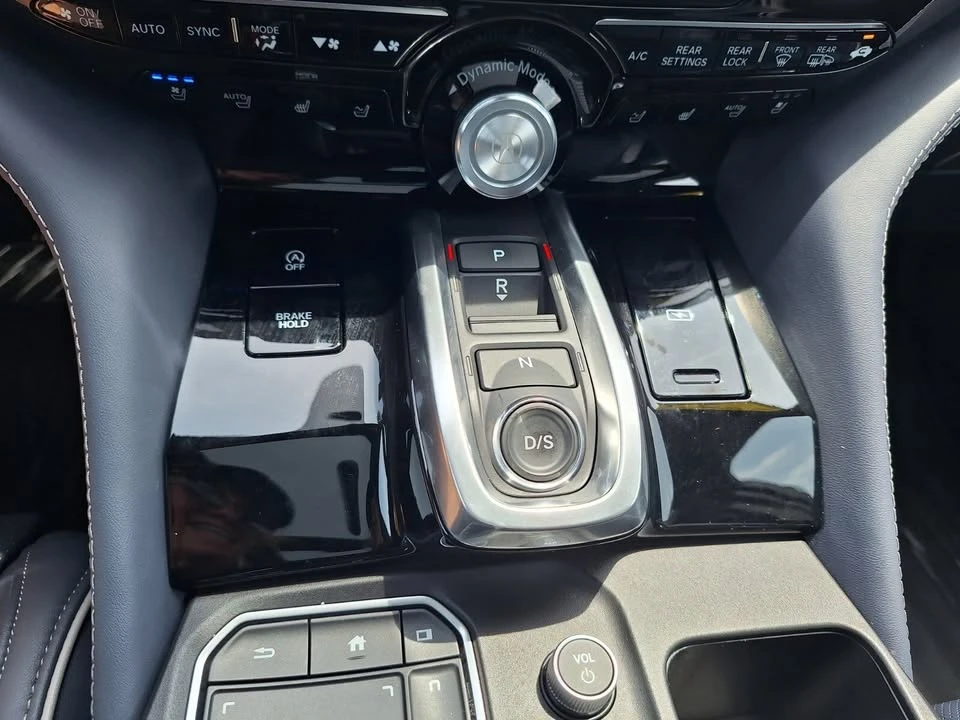 2024 Acura MDX 4th Gen - Image 9 of 12