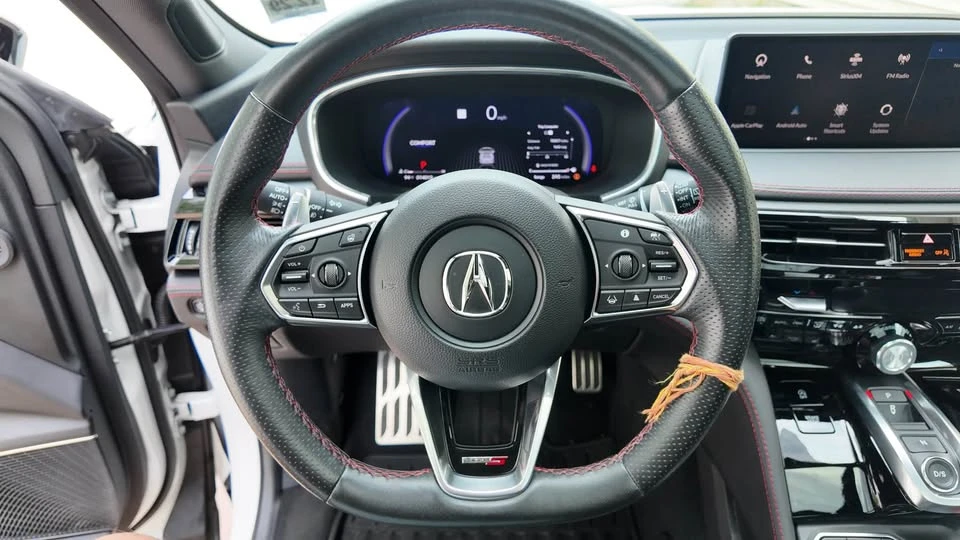 2024 Acura MDX 4th Gen - Image 9 of 16