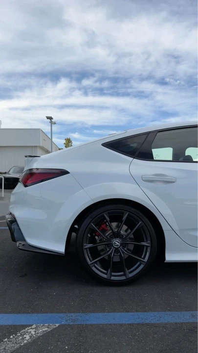 2024 Acura Integra Type S 5th Gen - Image 5 of 11