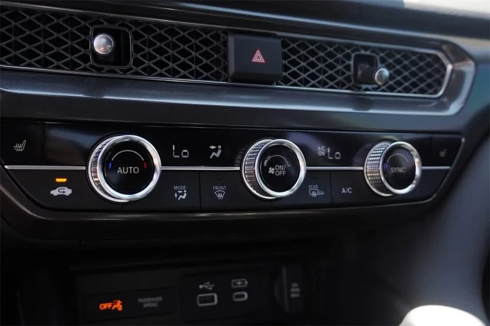 2024 Acura Integra 5th Gen - Image 15 of 17