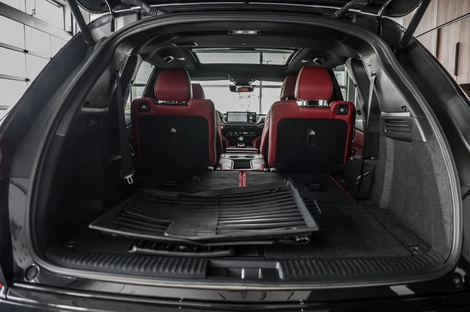 2024 Acura MDX 4th Gen - Image 11 of 20