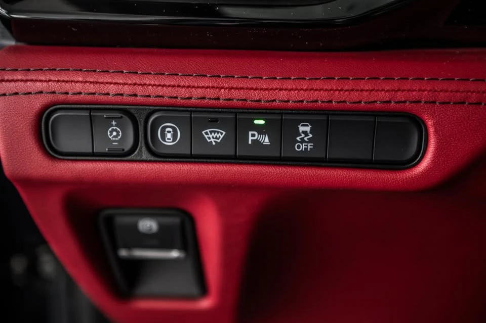2024 Acura MDX 4th Gen - Image 18 of 20