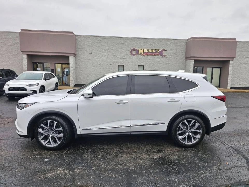 2024 Acura MDX 4th Gen - Image 10 of 20