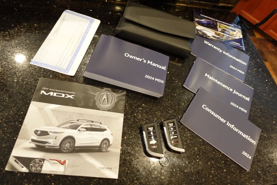 2024 Acura MDX 4th Gen - Image 18 of 20