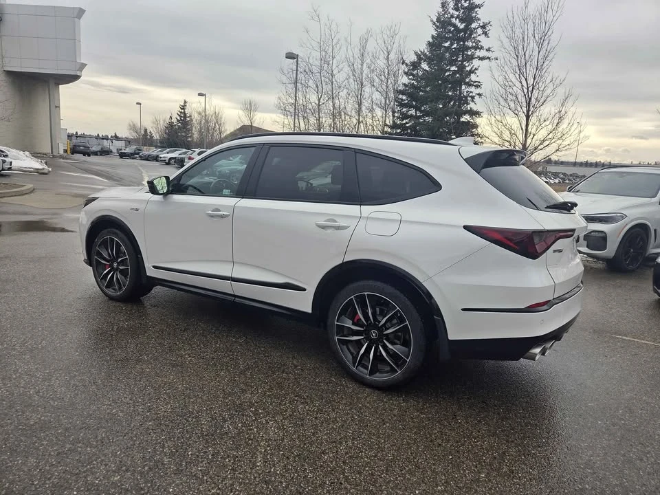 2024 Acura MDX 4th Gen - Image 8 of 20