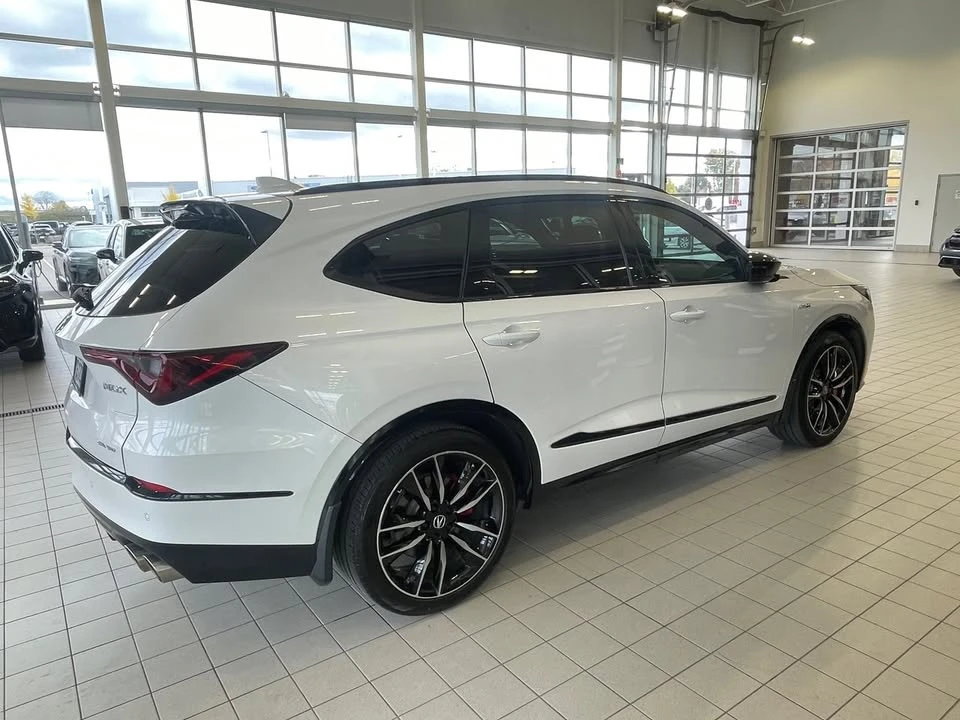 2024 Acura MDX 4th Gen - Image 5 of 10