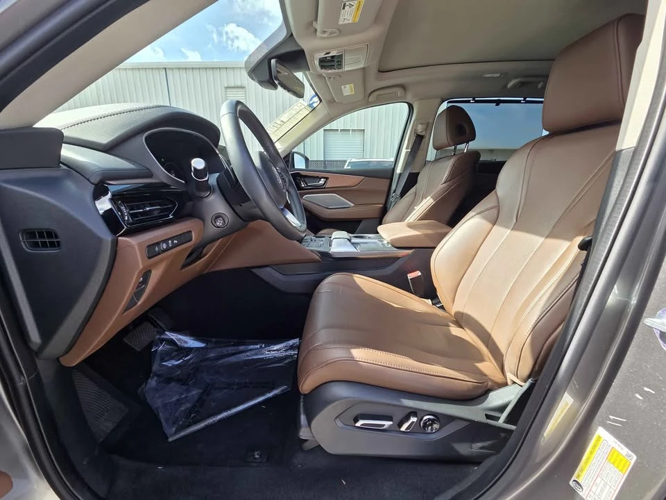 2024 Acura MDX 4th Gen - Image 10 of 15