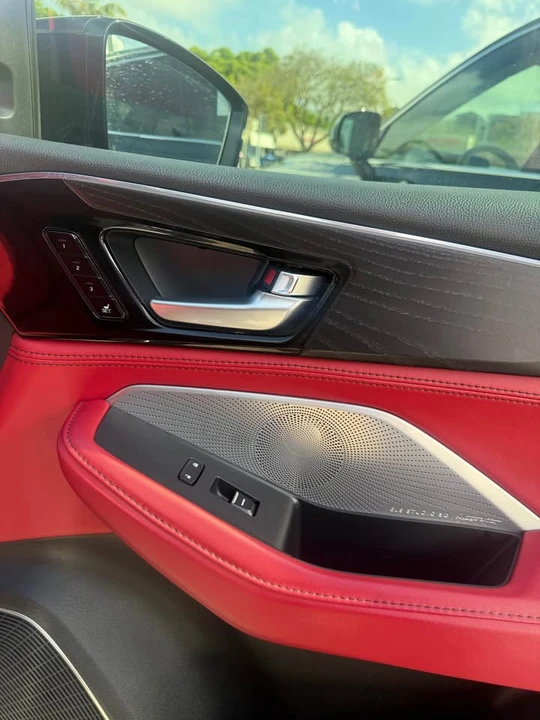 2024 Acura MDX 4th Gen - Image 10 of 16