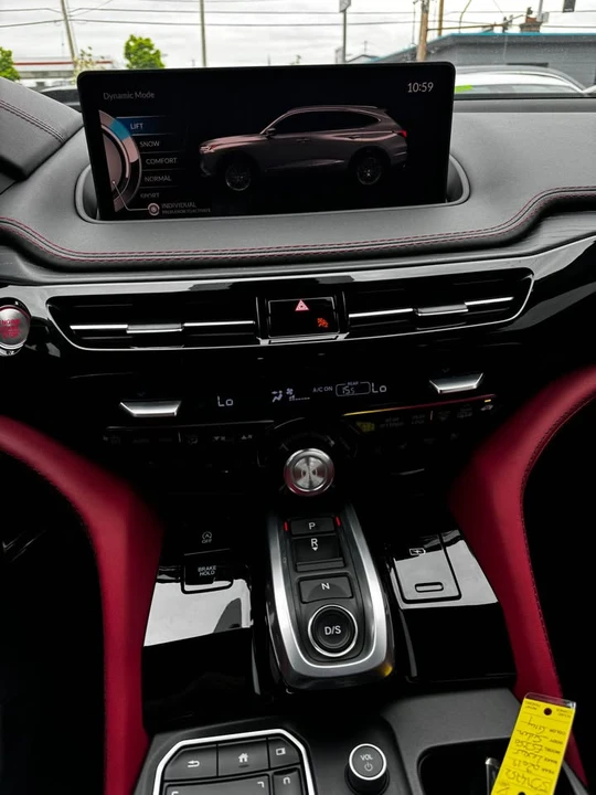 2024 Acura MDX 4th Gen - Image 18 of 20