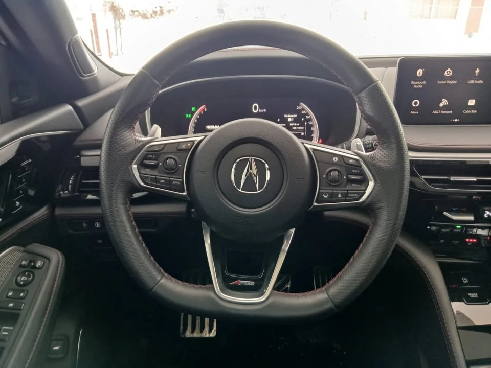 2024 Acura MDX 4th Gen - Image 12 of 20