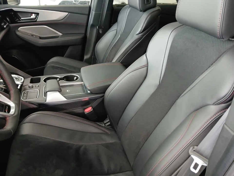 2024 Acura MDX 4th Gen - Image 11 of 20