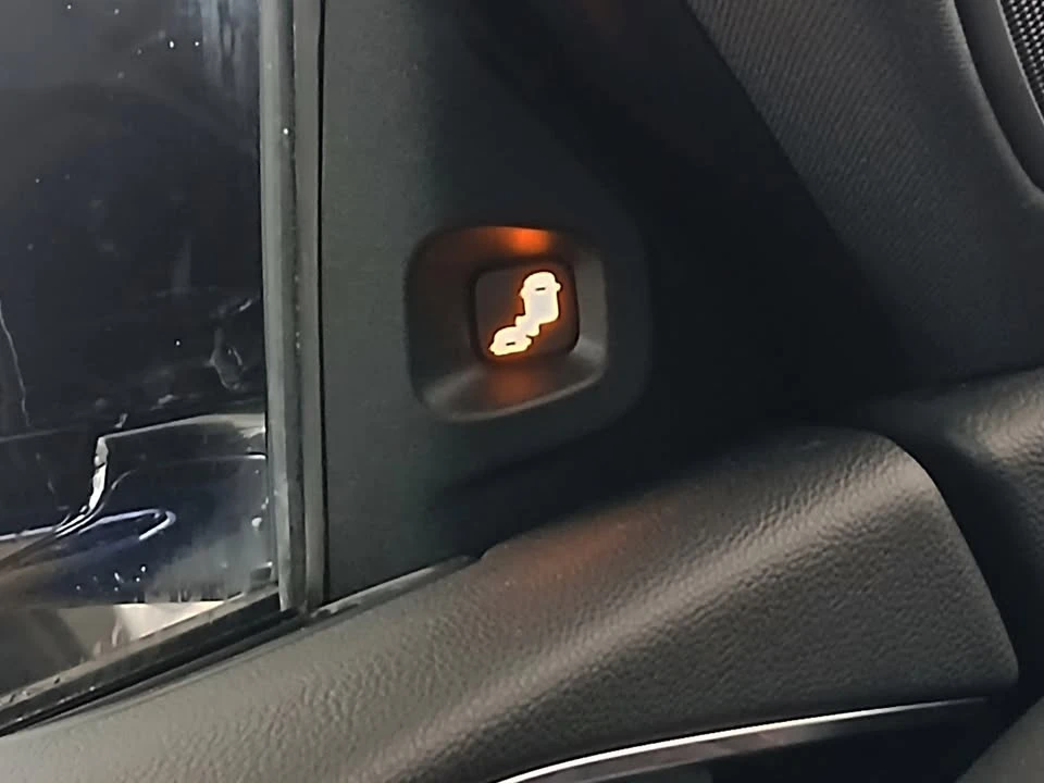 2024 Acura MDX 4th Gen - Image 18 of 20