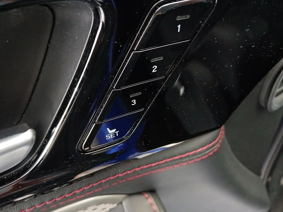 2024 Acura MDX 4th Gen - Image 19 of 20