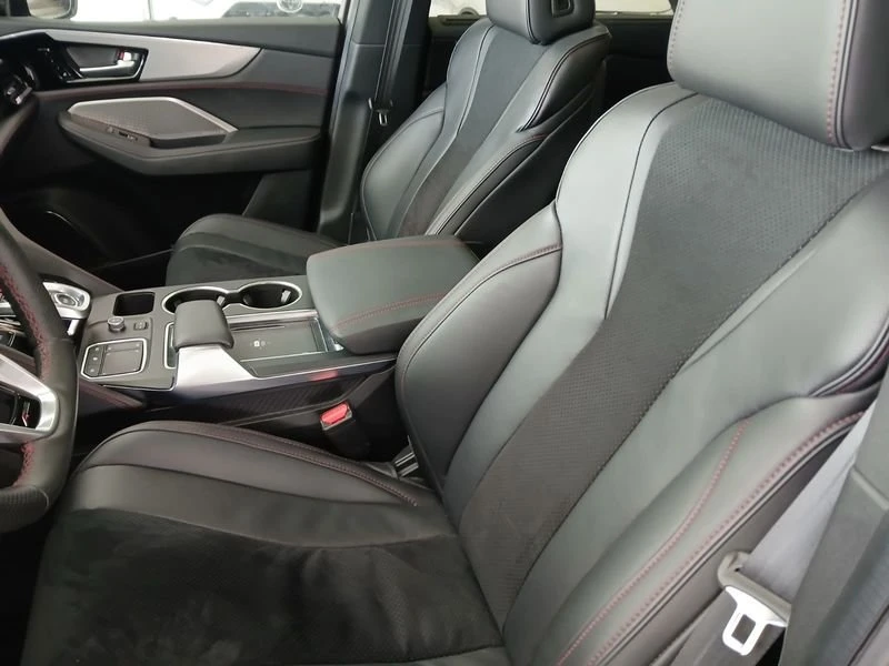 2024 Acura MDX 4th Gen - Image 10 of 20