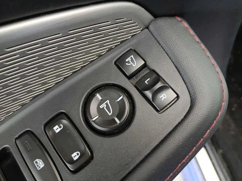 2024 Acura MDX 4th Gen - Image 14 of 20