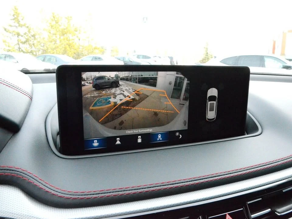 2024 Acura MDX 4th Gen - Image 16 of 18