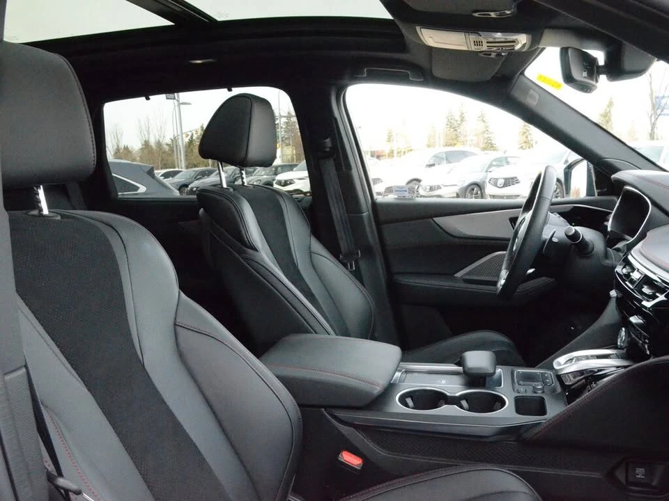2024 Acura MDX 4th Gen - Image 9 of 18