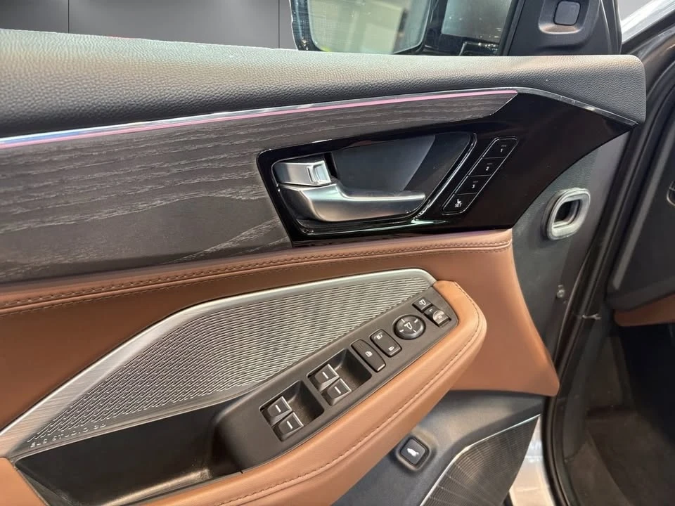 2024 Acura MDX 4th Gen - Image 9 of 14