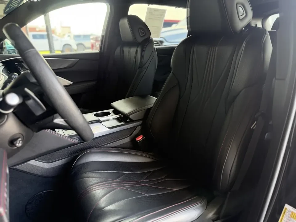 2024 Acura MDX 4th Gen - Image 10 of 19