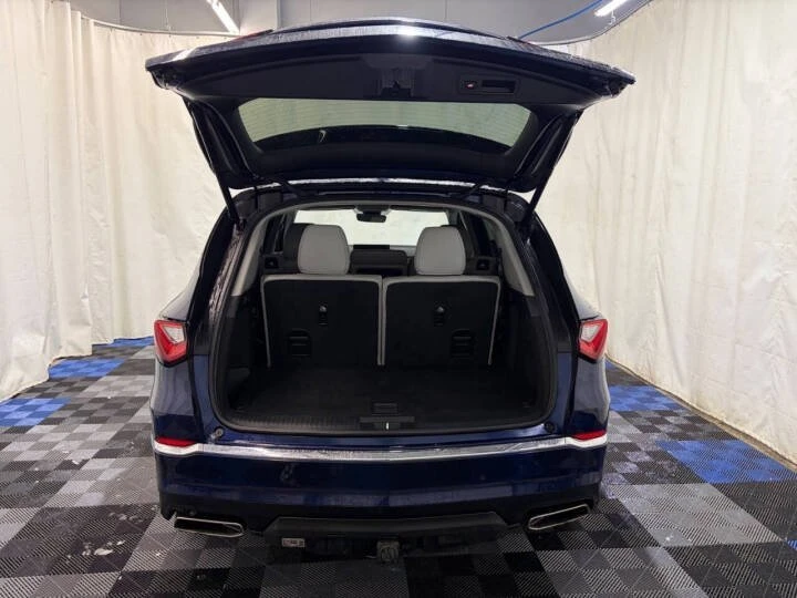 2024 Acura MDX 4th Gen - Image 8 of 18
