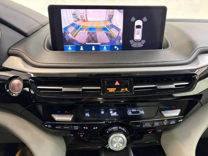 2024 Acura MDX 4th Gen - Image 13 of 18