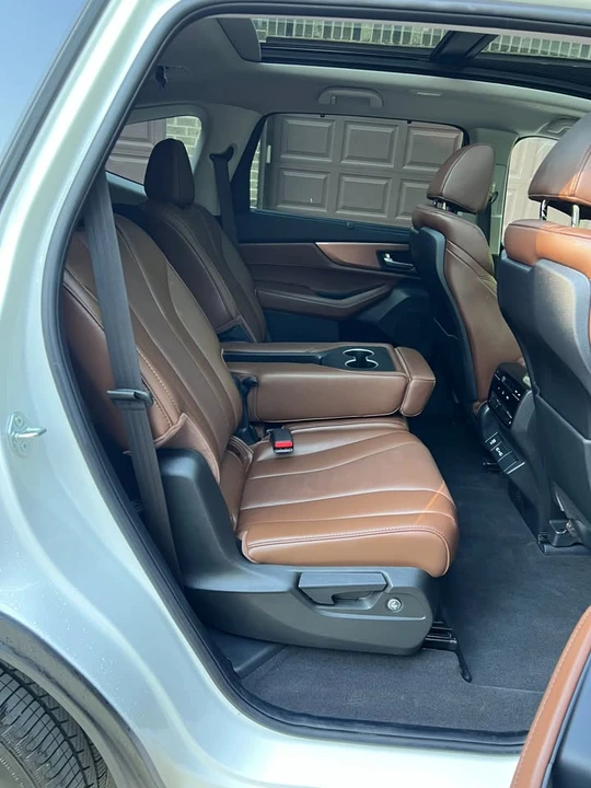 2024 Acura MDX 4th Gen - Image 10 of 17