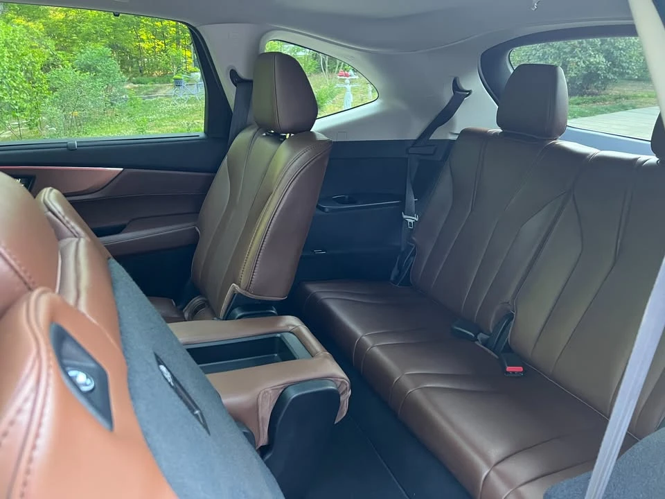 2024 Acura MDX 4th Gen - Image 15 of 17