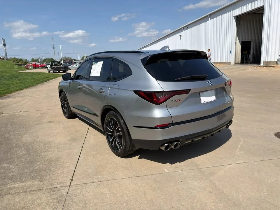 2024 Acura MDX 4th Gen - Image 2 of 14